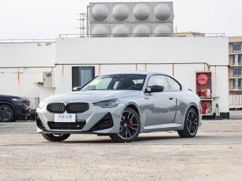BMW M240i Coupe 2025 xDrive