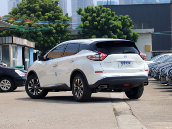 Nissan Murano Smart Deluxe 2.5L XL 2WD