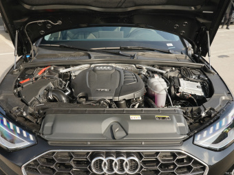 Audi A4L Elegance Fashion 40 TFSI