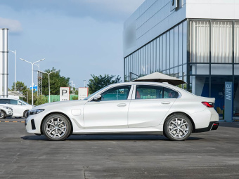 BMW i3e 2026 eDrive 35L