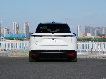 NIO ES8 75kWh
