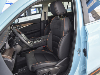 Skyworth HT-i Zhixing Plus 1.5L PHEV 205KM