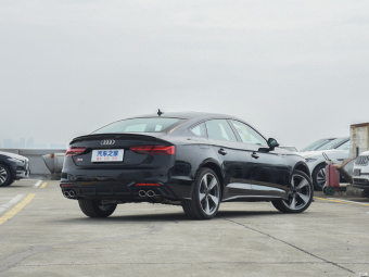 Audi S5 Sportback  3.0 T Quattro