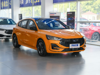 Ford Focus Hatch ST-Line EcoBoost 180