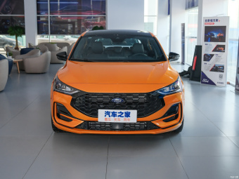 Ford Focus Hatch ST-Line EcoBoost 180