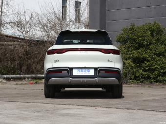 BYD Yuan UP Beyond 401KM