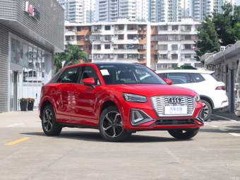 Audi Q2L e-tron Smart Enjoy 35 TFSI
