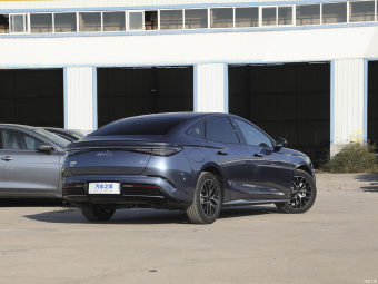 BYD Seal DM-i Luxury 121KM