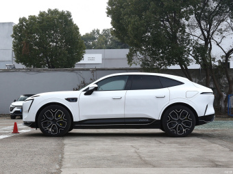 Avatr 11 Luxury 90 AWD