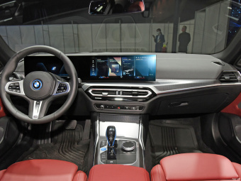 BMW i4 eDrive40