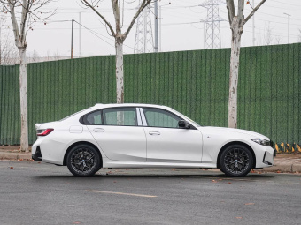 BMW 3 Series 2026 330Li M Sport Night Edition