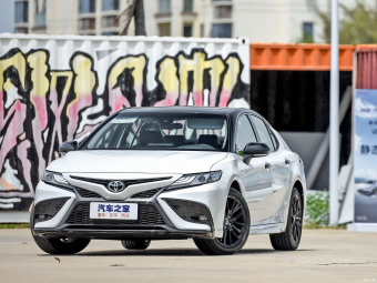 Toyota Camry Knight 2.0S