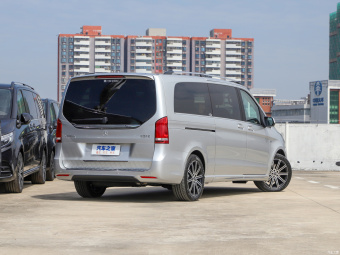 Mercedes-Benz V-Class 260 L Luxury