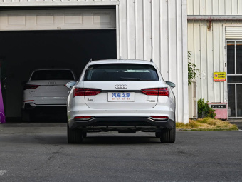 Audi A6 Allroad 2025 Quattro Explorer 55 TFSI Premium Off-Road Model