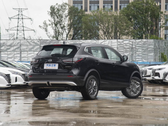 Nissan Qashqai 2025 Facelifted Honor 2.0L CVT XV True Edition