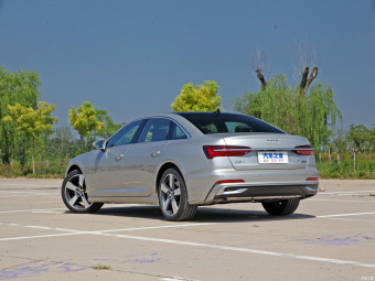Audi A6L Dynamic Select 45 TFSI Quattro