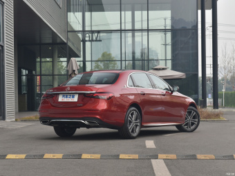 Mercedes-Benz E-Class 260 L Dynamic