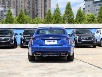 Cadillac CT5 Platinum 28T Super Driving Assistance