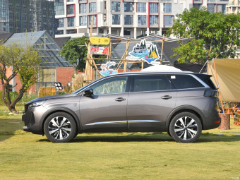 Peugeot 5008 Flagship Glory 400THP