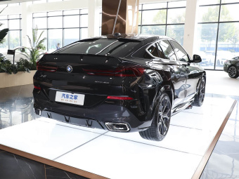 BMW X6 2023 xDrive40i M Sport