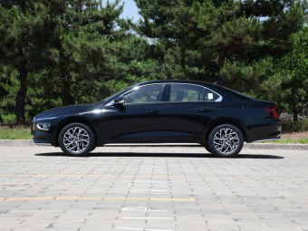 Hyundai Mistra Leading GLS 1.8L CVT