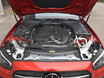 Mercedes-Benz E-Class 260 L Dynamic