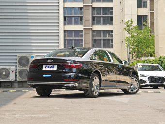 Audi A8L Horch Founder's Edition Dual-Tone