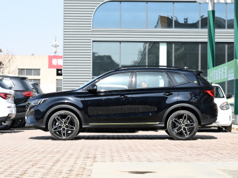 Roewe RX5 ePlus Guochao Ronglin Flagship