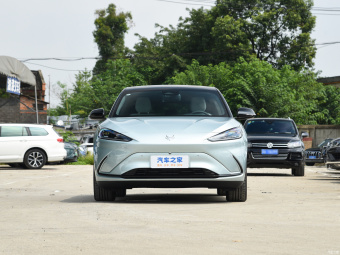 Arcfox α-S 735E Forest 175kW