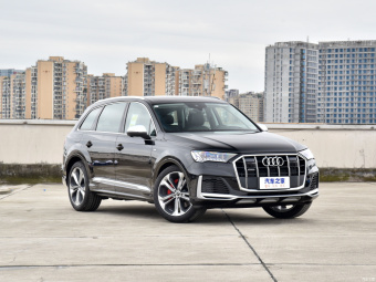 Audi Q7 Premium 55 TFSI Quattro