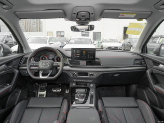 Audi Q5L RS Style 40 T