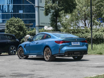BMW M4 Coupe 2024 M4 M xDrive Competition