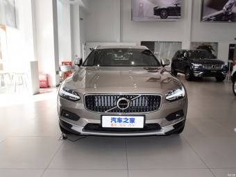Volvo V90 Cross Country B5 AWD Premium