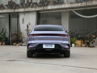 BYD Han EV Flagship 715KM