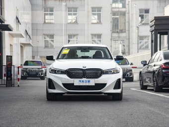 BMW i3e 2026 eDrive 40 L Sport Night Edition
