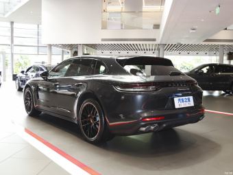 Porsche Panamera 4S Sport Turismo