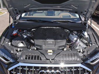Audi A8L Horch Founder's Edition Dual-Tone Collection