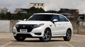 Honda UR-V Elegant 240TURBO