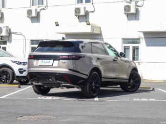 Land Rover Range Rover Velar Black Collector's Edition P250