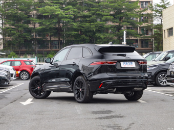 Jaguar F-Pace R-Dynamic Black P250