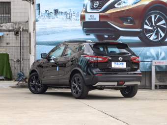 Nissan Qashqai Prem Happy Night 2.0L CVT XV