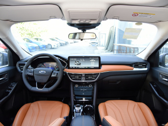 Ford Escape Shine EcoBoost 245 4WD