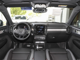 Volvo XC40 B3 Zhiyuan Sports