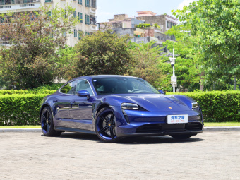 Porsche Taycan 4S