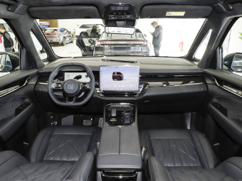 Zeekr 009 2024 7-Seat Aisle 4WD 108kWh