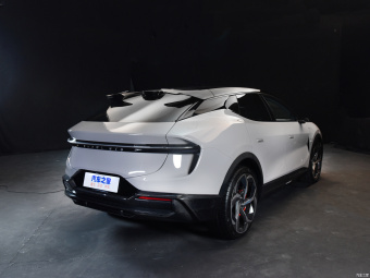 Lotus Eletre R+