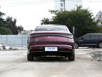 BYD Seal DM-i Honor 121KM