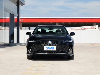 Toyota Avalon Progressive 2.5L
