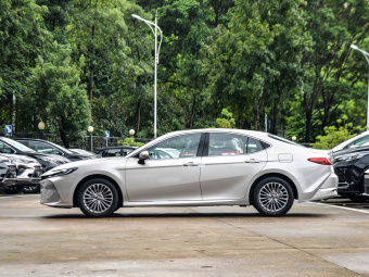Toyota Camry Hybrid 2026 Hybrid 2.0H GVP Luxury Edition