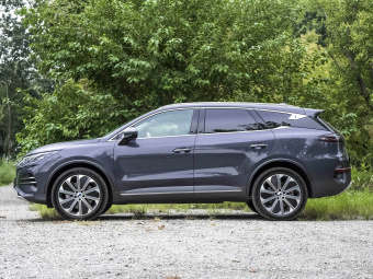 Denza N8 Flagship Hybrid AWD